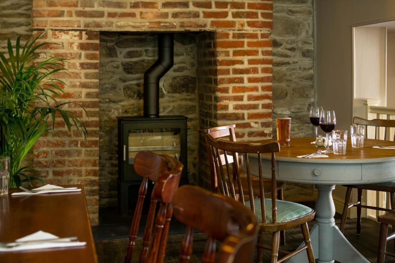 Hotel Seven Stars Penryn Esterno foto