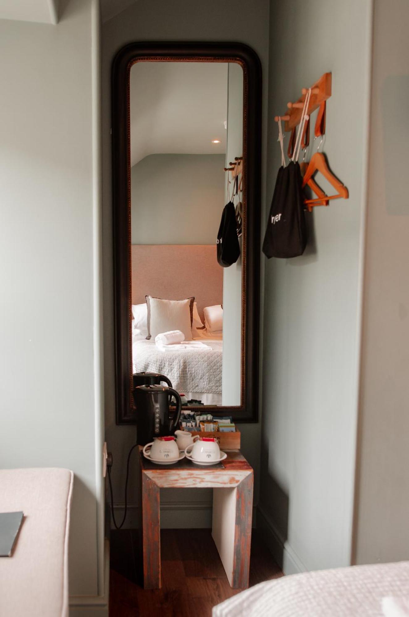 Hotel Seven Stars Penryn Esterno foto